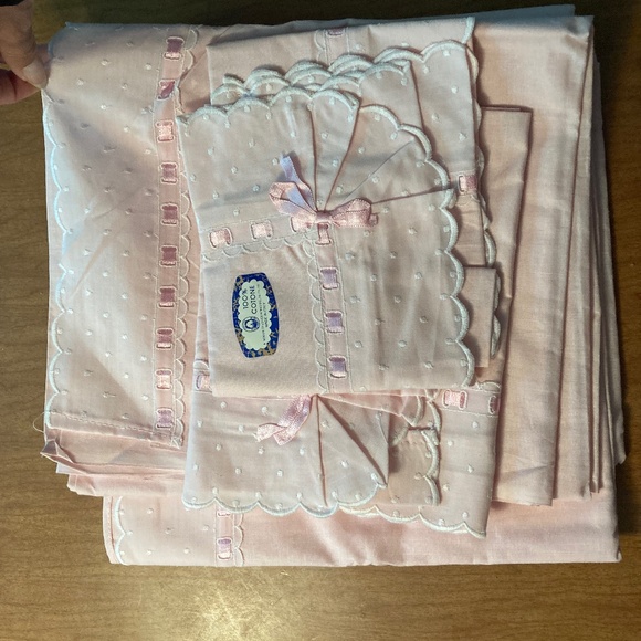 New Imported Italian 2 Pillow Case & Flat Sheet Set A Norma Di Legge No 883 - Picture 1 of 8